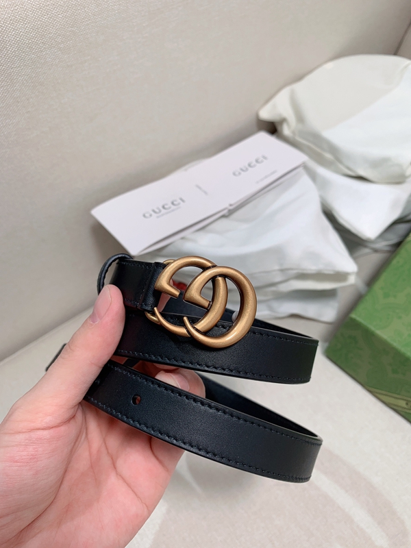 スーパーコピーグッチベルト正面デザイン